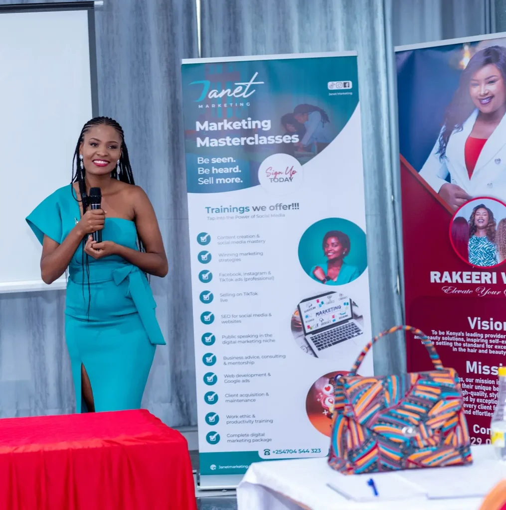 Beautiful Kenyan Lady training on social media marketing