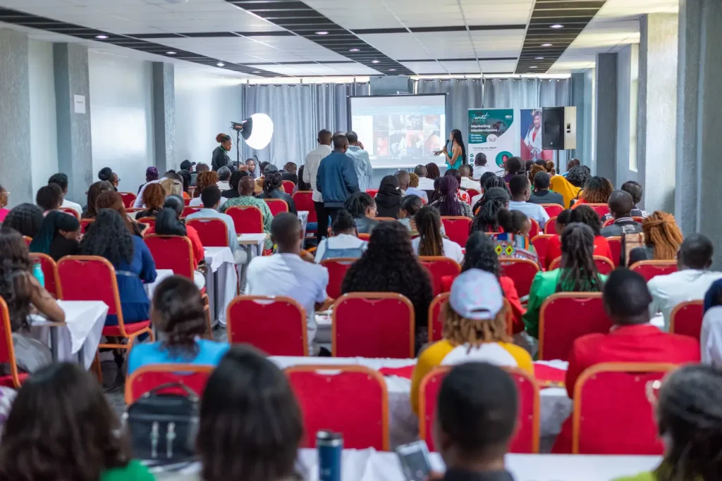 Janet Marketing- Facebook and Instagram Ads Training